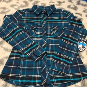 Women’s Kuhl flannel. Size M